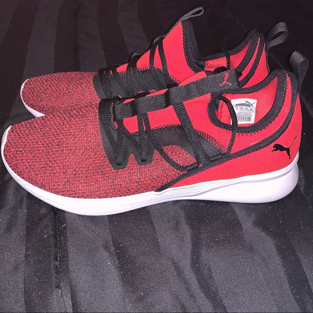 Men 11 puma shoes